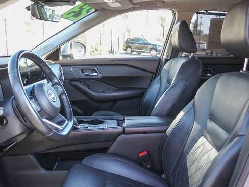 Used 2023 Nissan Rogue Platinum w/ Platinum Premium Package image 22