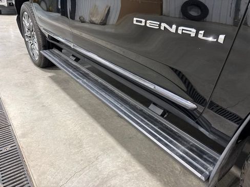 Used 2024 GMC Yukon Denali Ultimate AWD/4WD image 14