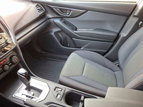 Used 2019 Subaru Crosstrek 2.0i Premium image 31