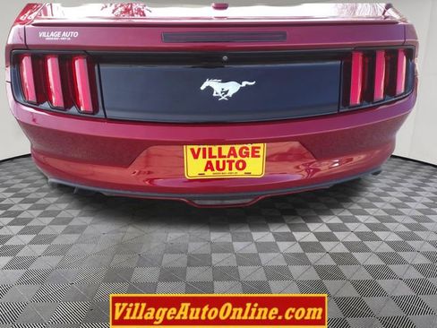 Used 2016 Ford Mustang Premium image 11