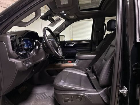 Used 2022 Chevrolet Silverado 1500 LT Trail Boss w/ LT Trail Boss Premium Package image 21