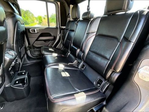 Used 2021 Jeep Gladiator Rubicon AWD/4WD image 19