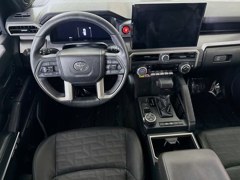 Certified 2026 Toyota 4Runner TRD Off-Road Premium AWD/4WD image 4