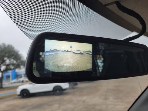 Used 2024 GMC Savana 2500 w/ Driver Convenience Package image 22