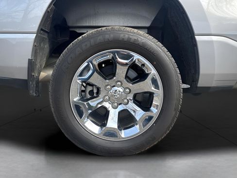 Used 2022 RAM 1500 Big Horn AWD/4WD image 17