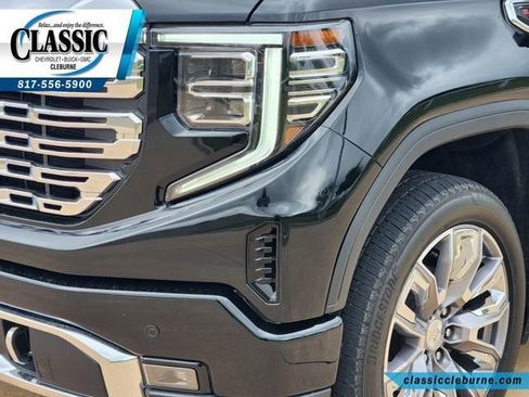 Used 2024 GMC Sierra 1500 Denali w/ Denali Reserve Package AWD/4WD image 11