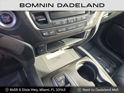 Used 2022 Honda Pilot TrailSport image 22