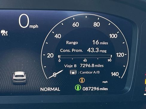 Used 2025 Honda Civic Sport image 19