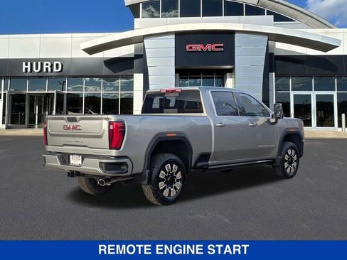 New 2026 GMC Sierra 3500 Denali w/ Denali Reserve Package AWD/4WD image 4