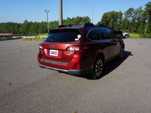 Used 2017 Subaru Outback 2.5i Limited AWD/4WD image 21