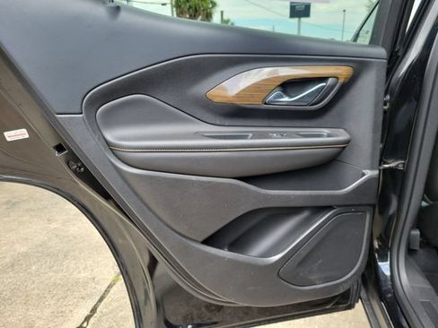 Used 2019 GMC Terrain SLE w/ Driver Convenience Package FWD image 28