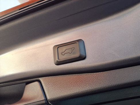 Certified 2024 Toyota RAV4 SE image 7