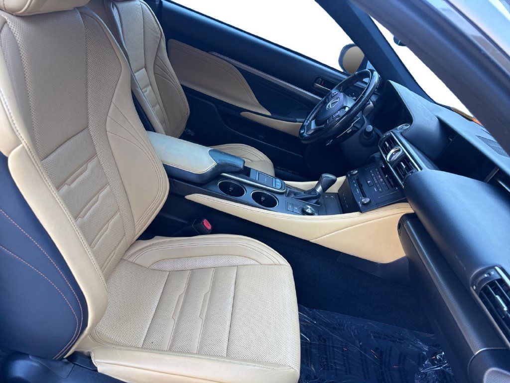 Used 2016 Lexus RC 200t RWD image 16