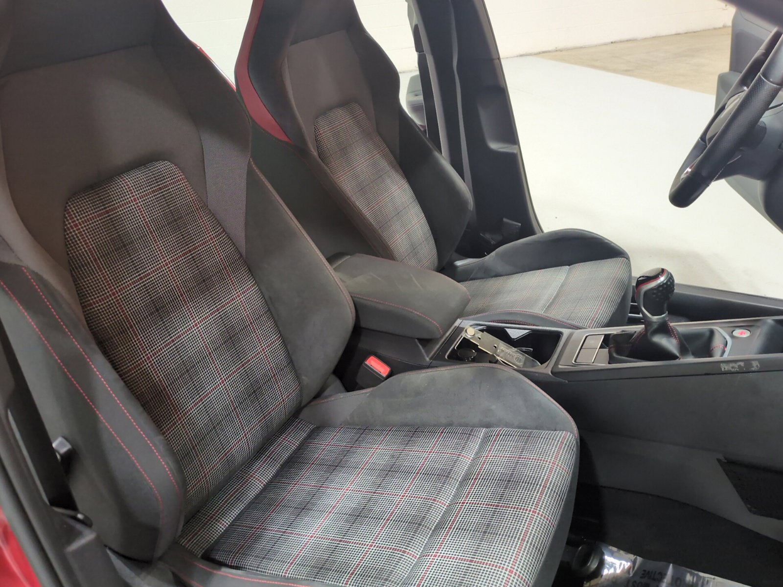 Used 2022 Volkswagen GTI S FWD image 11