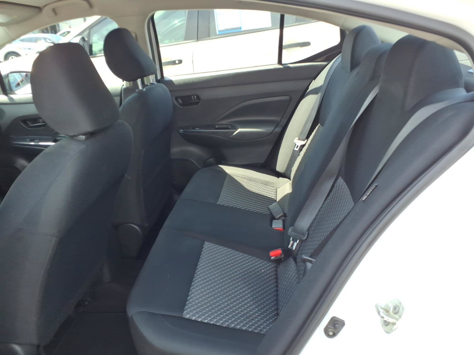 Used 2023 Nissan Versa S FWD image 8