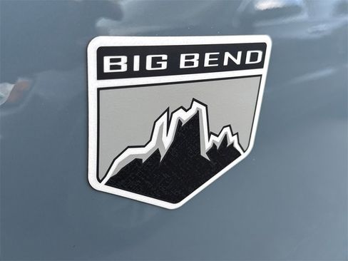 Used 2022 Ford Bronco Big Bend image 36