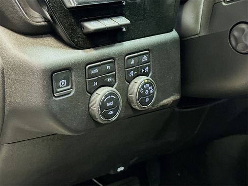 New 2025 Chevrolet Silverado 1500 LTZ w/ Technology Package image 11