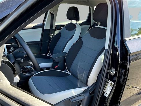 New 2026 Volkswagen Taos S image 19