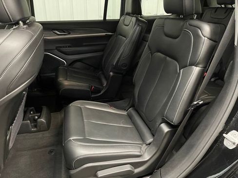 Used 2021 Jeep Grand Cherokee L Limited image 17