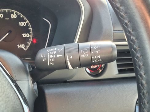 Certified 2024 Honda Pilot Touring image 22