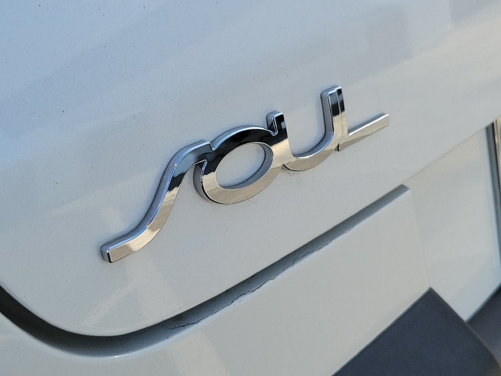Used 2021 Kia Soul LX FWD image 7