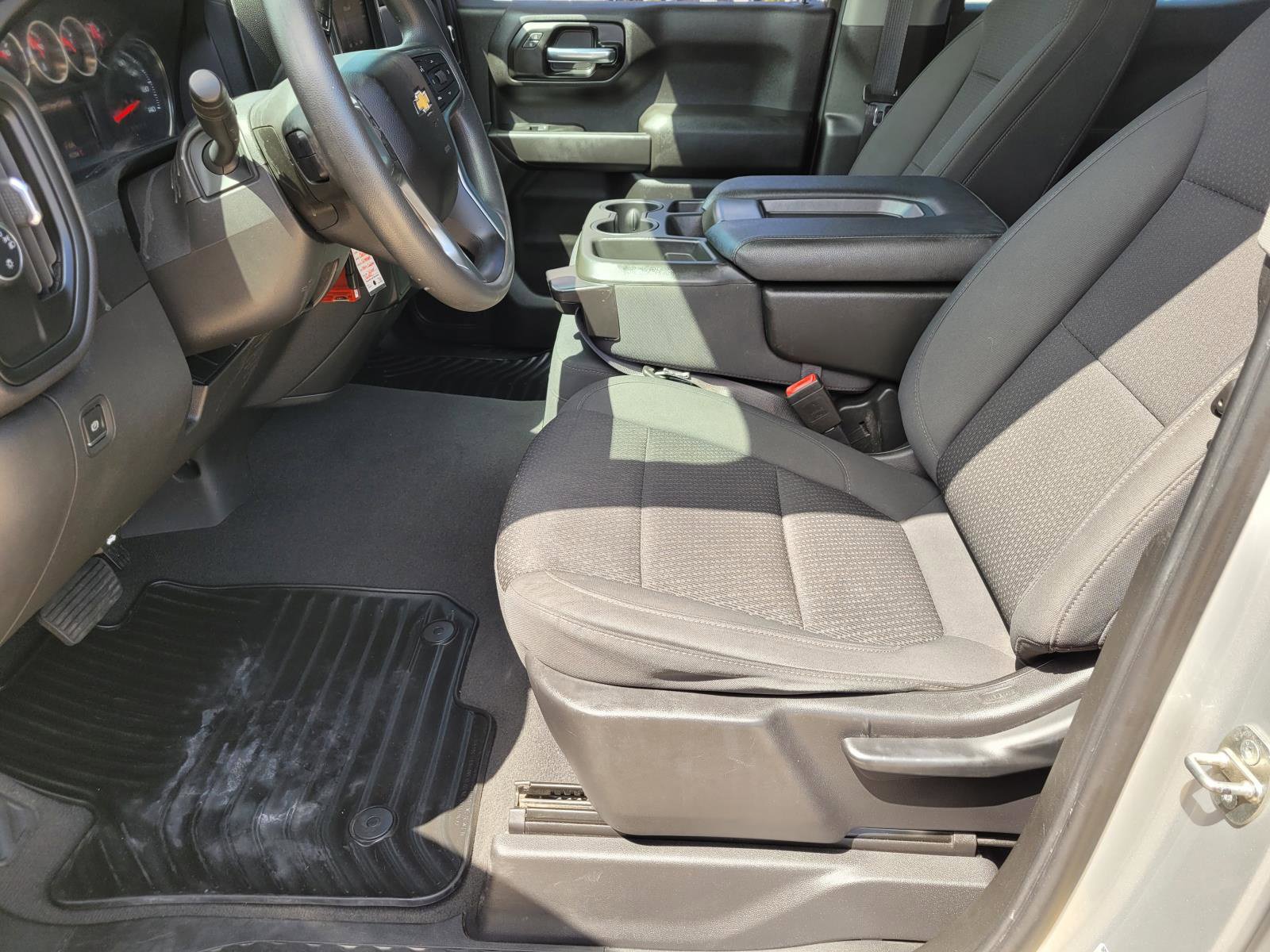 Used 2022 Chevrolet Silverado 1500 Custom w/ LPO, Dark Essentials Package RWD image 21