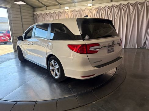 Used 2018 Honda Odyssey EX image 5
