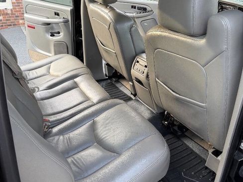 Used 2005 GMC Sierra 1500 SLT w/ Light Duty Power Package image 11