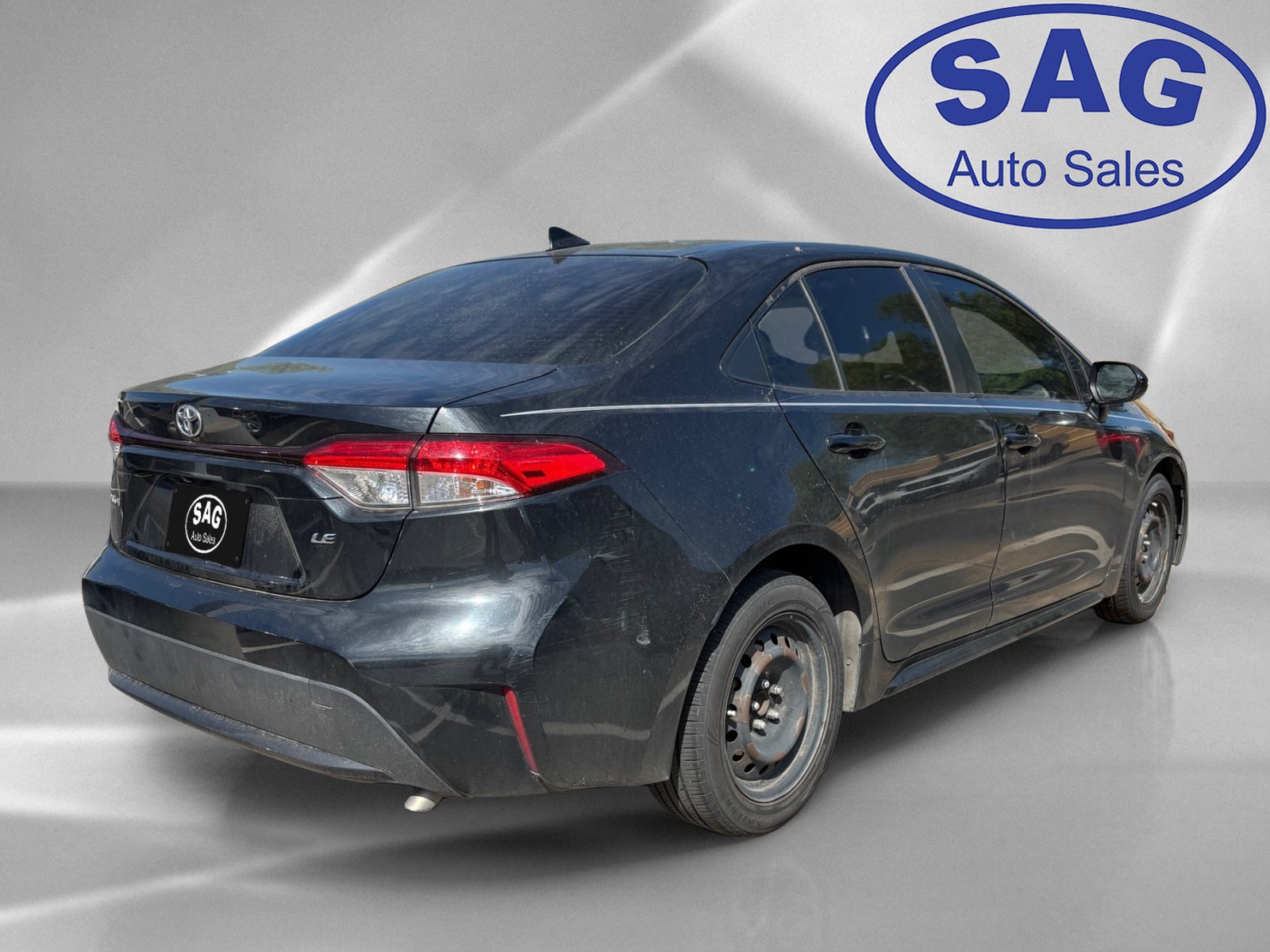 Used 2021 Toyota Corolla LE FWD image 3