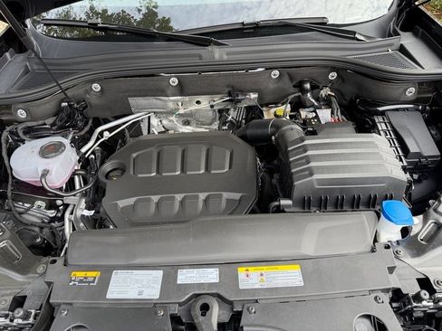 New 2026 Volkswagen Atlas Cross Sport SE AWD/4WD image 10