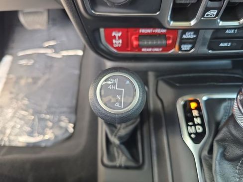 Certified 2025 Jeep Wrangler Unlimited Rubicon image 20