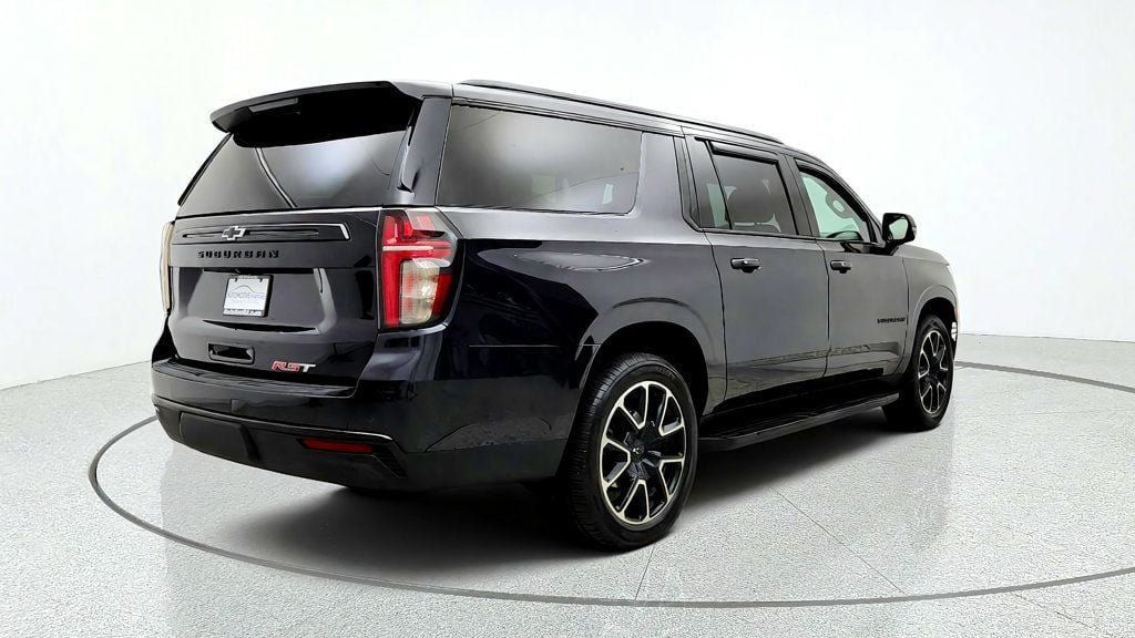 Used 2023 Chevrolet Suburban RST w/ Luxury Package AWD/4WD image 5