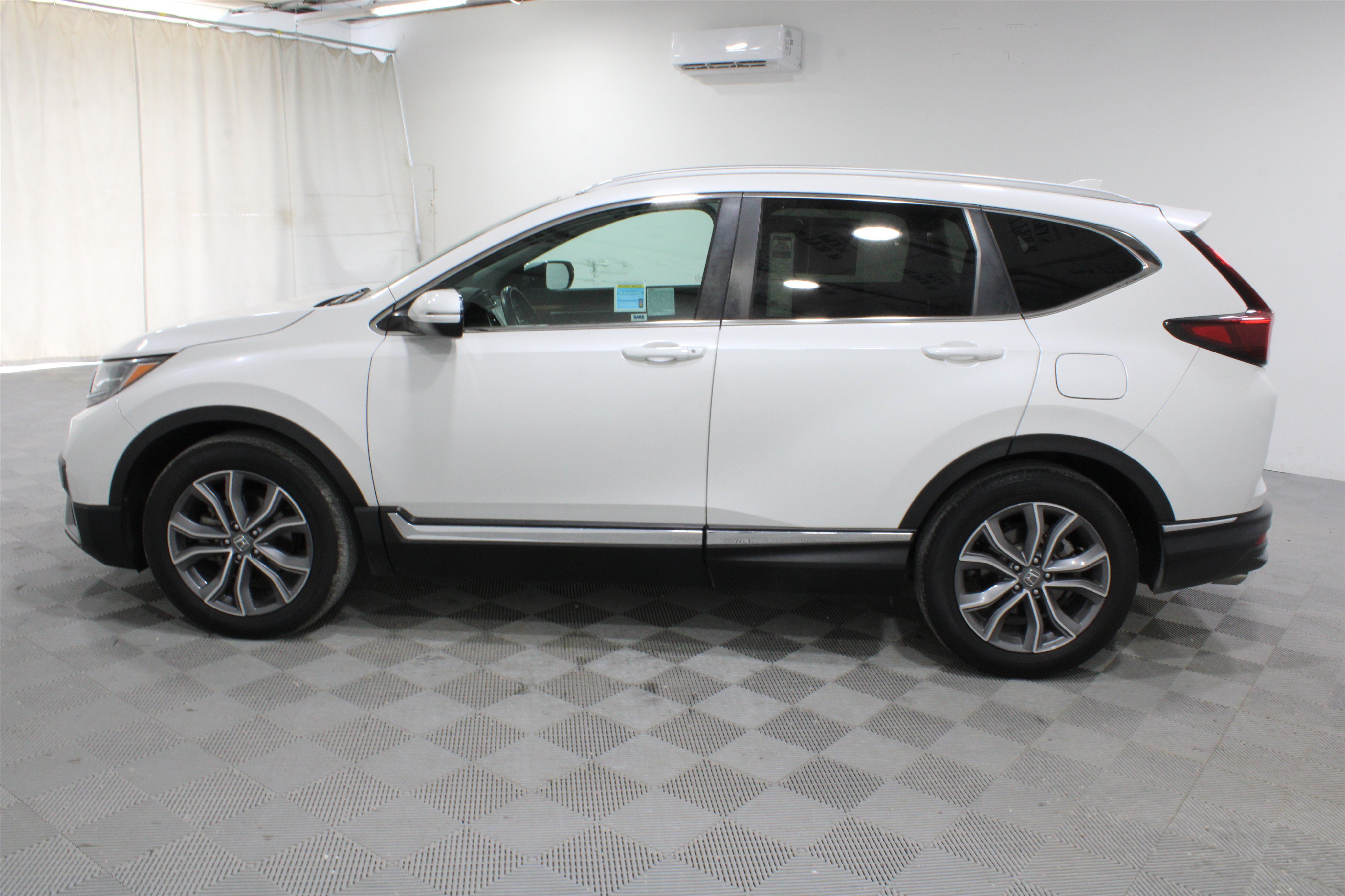 Used 2021 Honda CR-V Touring image 29