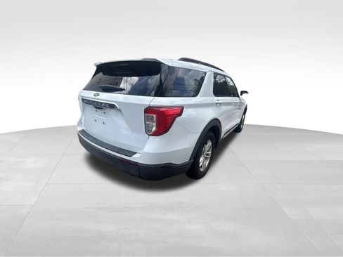 Used 2020 Ford Explorer XLT RWD image 7