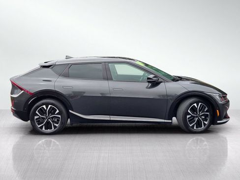 Used 2024 Kia EV6 Wind w/ Wind Technology Package AWD/4WD image 3