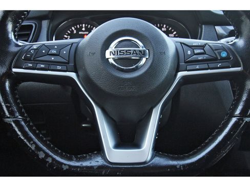 Used 2022 Nissan Rogue Sport SV w/ Technology Package image 17