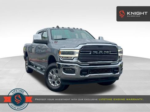Used 2024 RAM 3500 Laramie AWD/4WD image 1