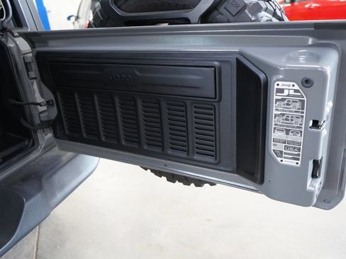 Used 2021 Jeep Wrangler Unlimited Sport AWD/4WD image 24