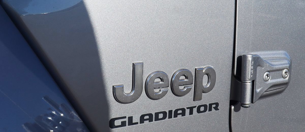Used 2021 Jeep Gladiator Overland w/ Popular Equipment Package AWD/4WD image 8