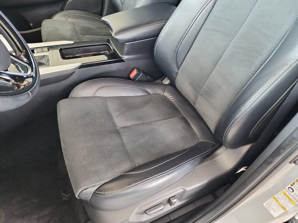 Used 2024 Mitsubishi Eclipse Cross SE AWD/4WD image 15
