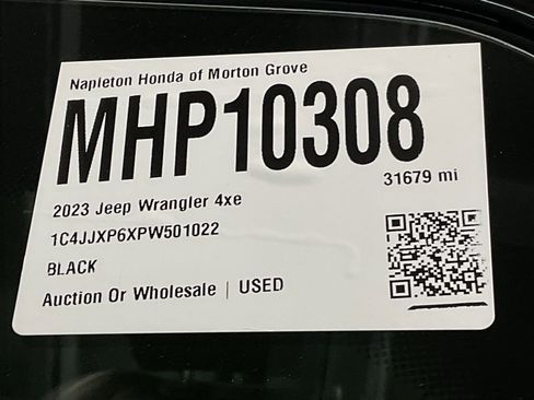 Used 2023 Jeep Wrangler Unlimited Sahara w/ Cold Weather Group image 34