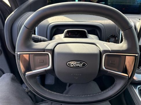 Used 2025 Ford Expedition Max Platinum w/ Stealth Appearance Package image 24