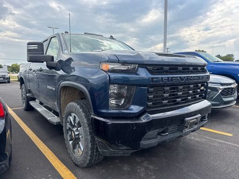 Used 2023 Chevrolet Silverado 2500 Custom w/ Custom Value Package AWD/4WD image 2