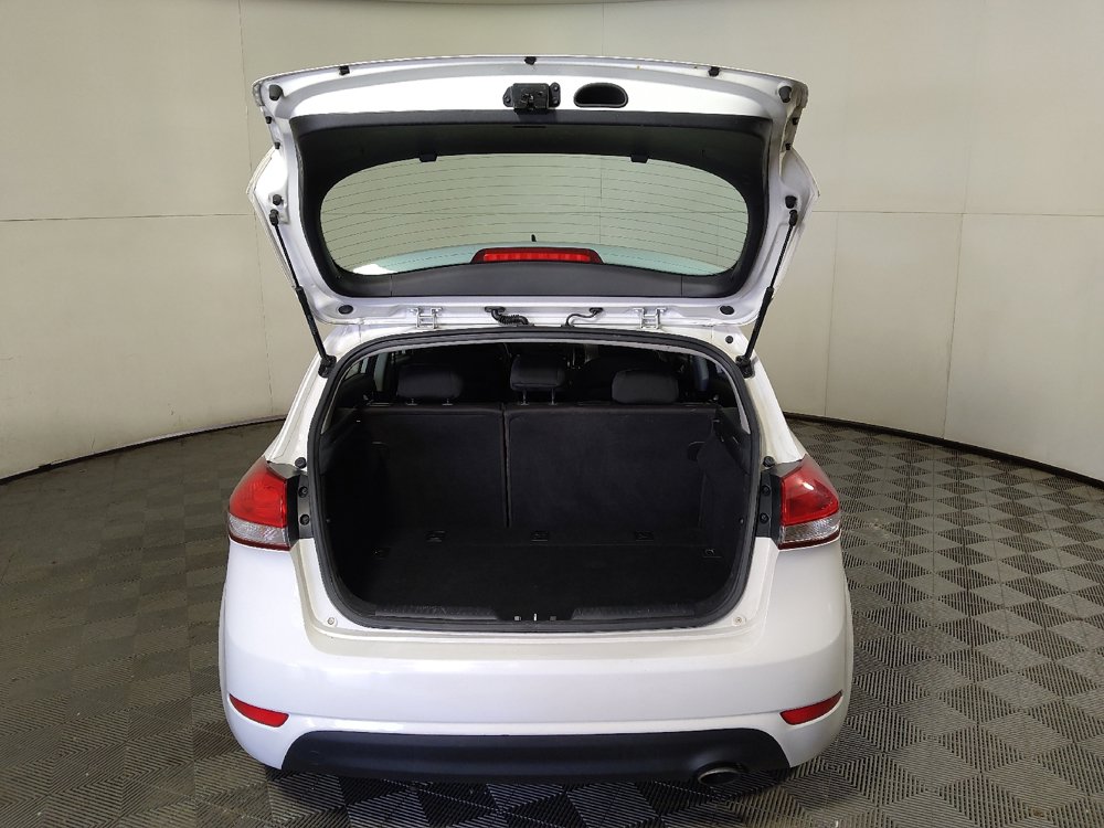 Used 2017 Kia Forte LX FWD image 29
