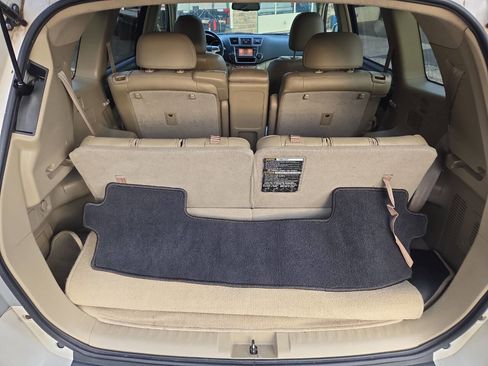 Used 2013 Toyota Highlander Limited image 22