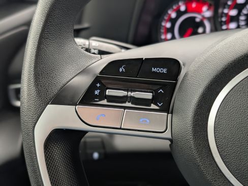 Used 2021 Hyundai Elantra SEL image 18