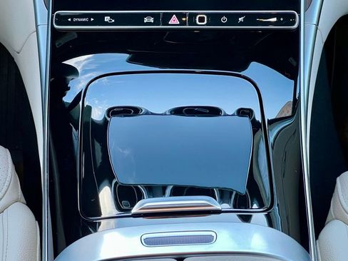 Used 2024 Mercedes-Benz C 300 4MATIC Sedan image 18