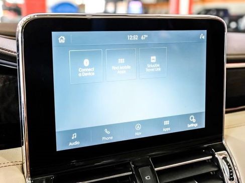 Used 2020 Lincoln Navigator L Reserve w/ Equipment Group 208A Reserve image 28