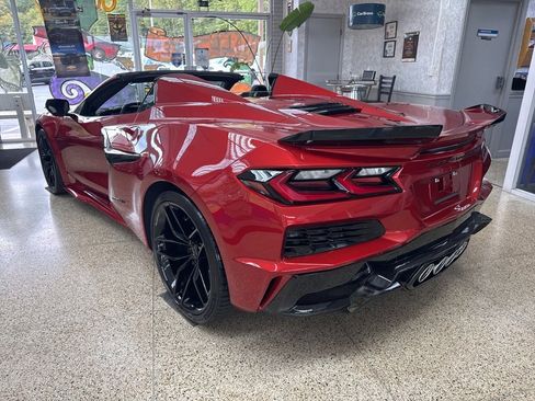 Used 2026 Chevrolet Corvette Z06 image 3