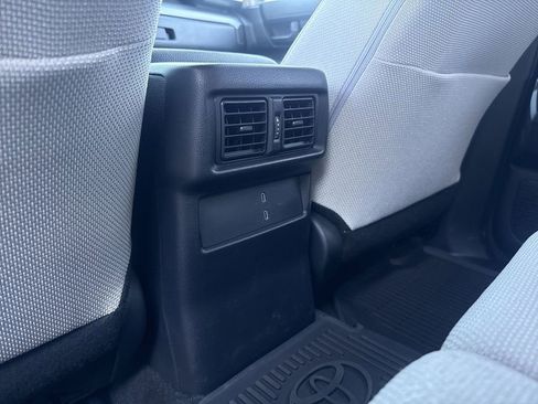 Used 2025 Toyota 4Runner SR5 AWD/4WD image 26